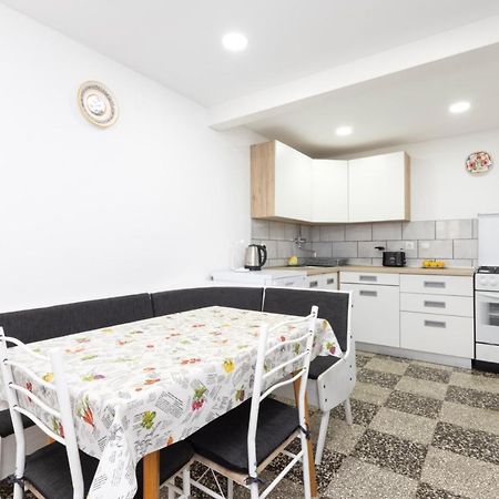Apartments Ivna Veli Losinj Exterior photo