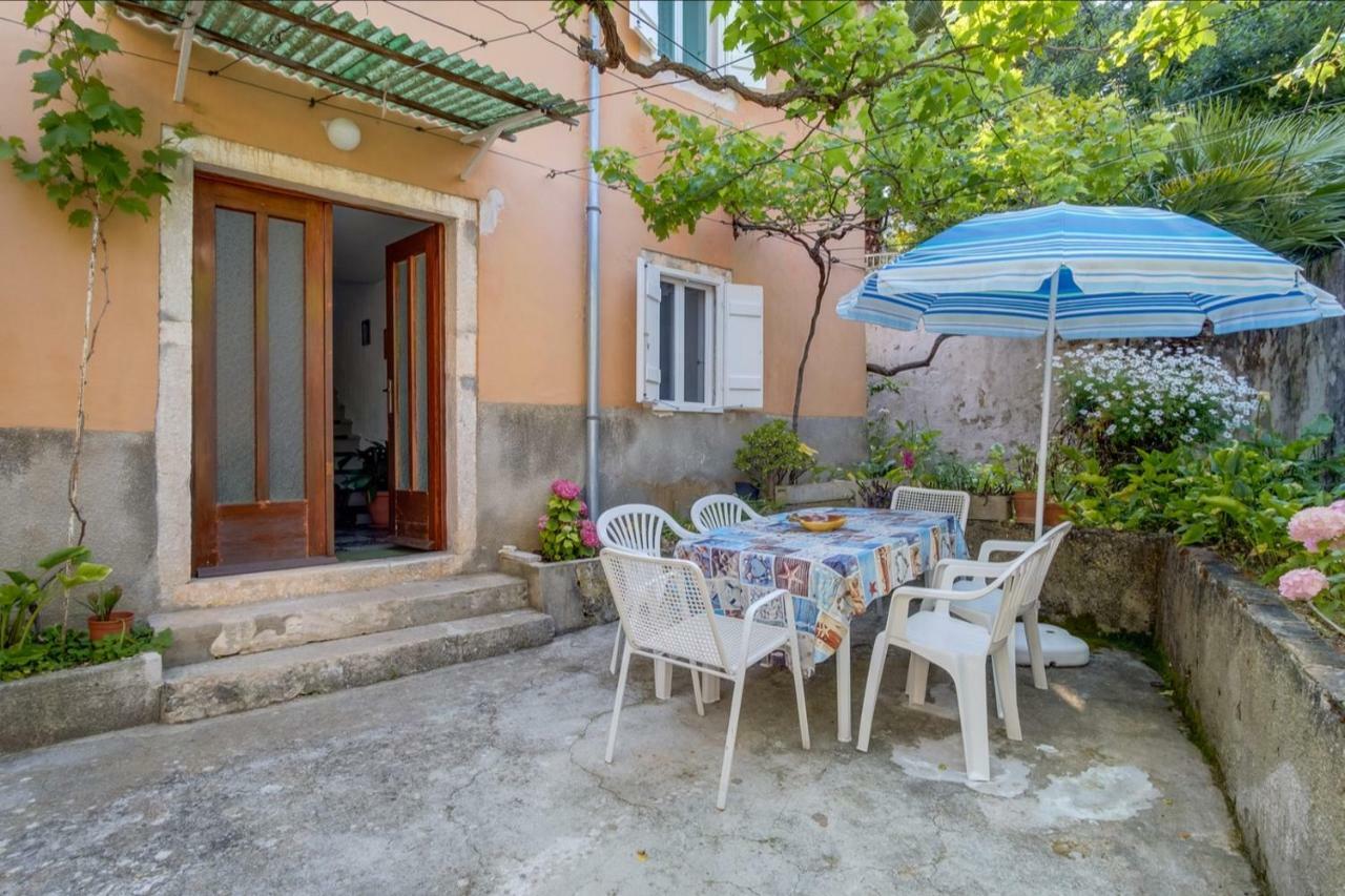 Apartments Ivna Veli Losinj Exterior photo